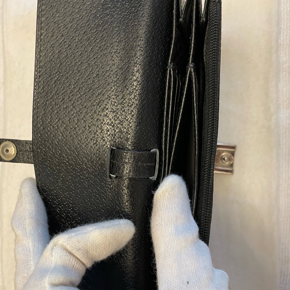Bally Authentic Vintage Black Leather Wallet with Silver Accent Snap - Picture 5 of 15